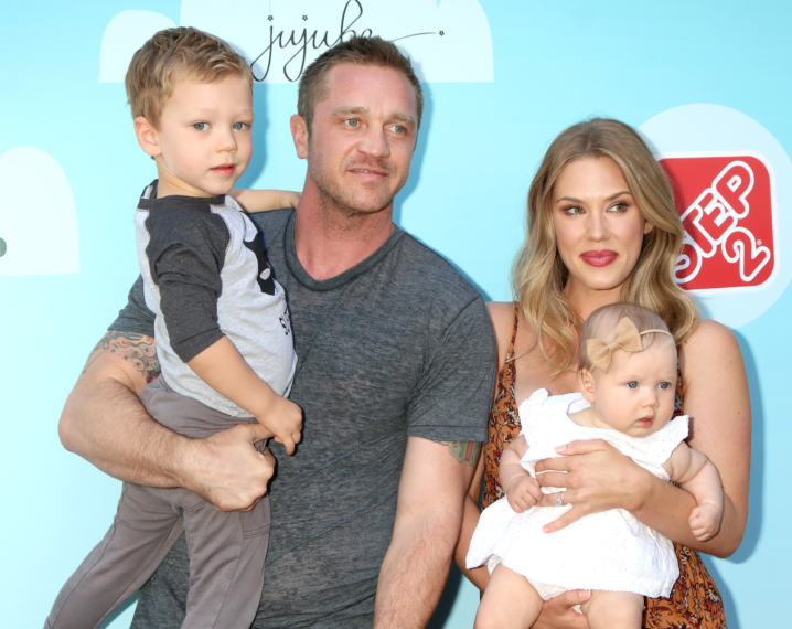 devon sawa

